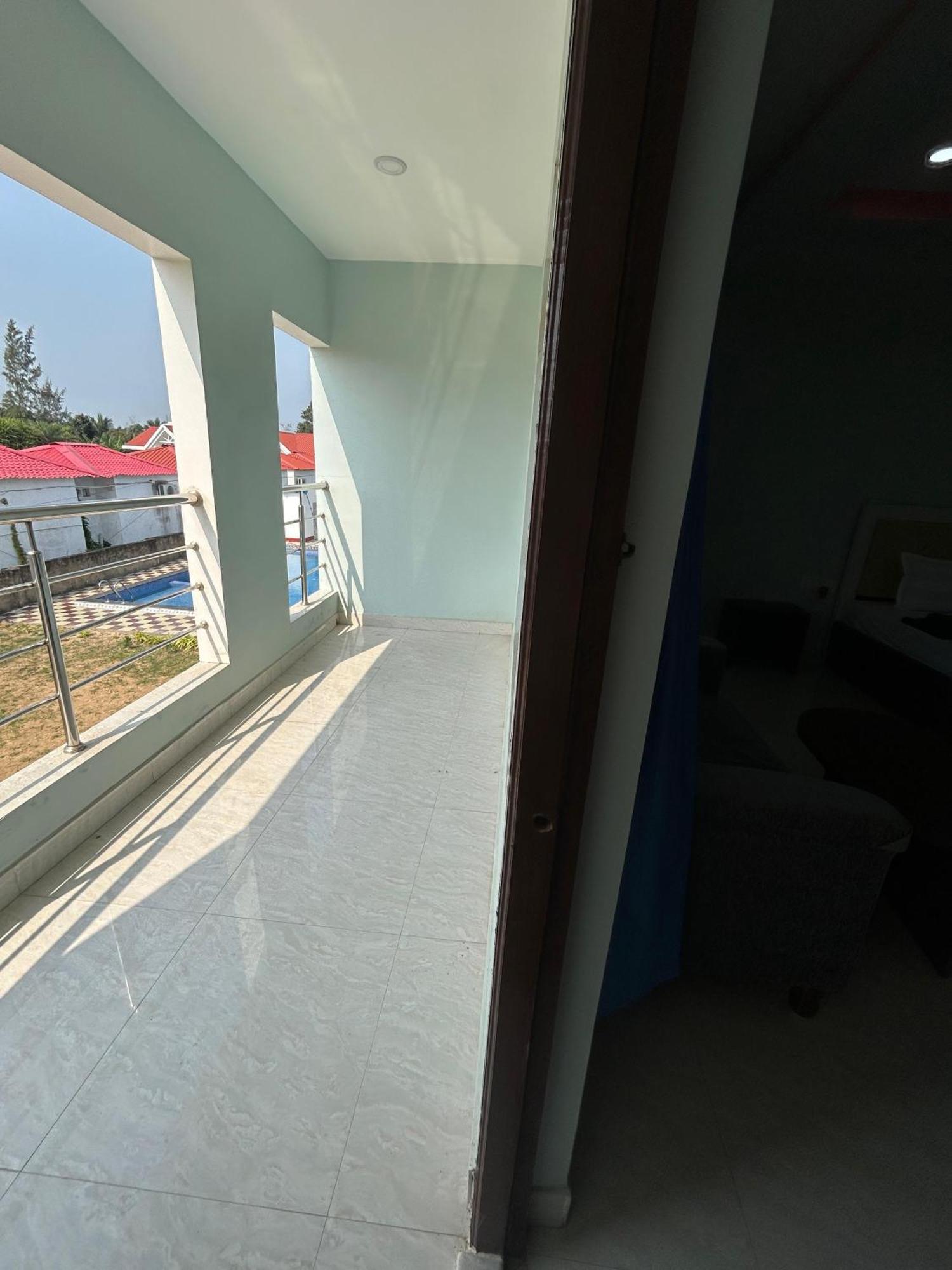 Prantik Hotel And Resorts Tajpur Extérieur photo
